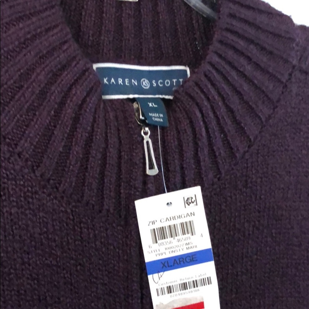 Sweater - Picture 2 of 5